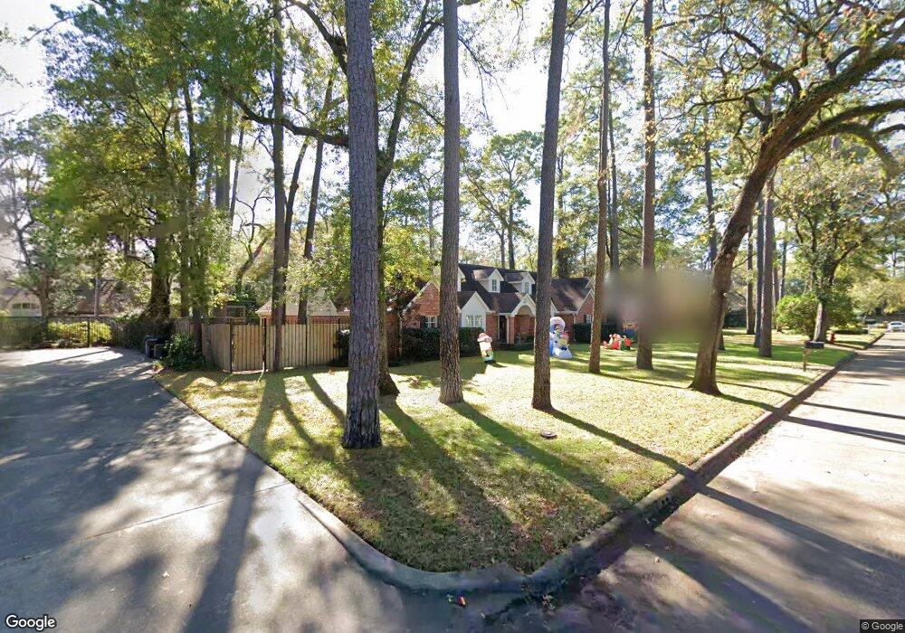 11927 Cobblestone Dr, Houston, TX 77024 - photo 1
