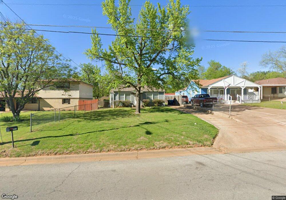 1211 W Bullock St, Denison, TX 75020 - photo 1