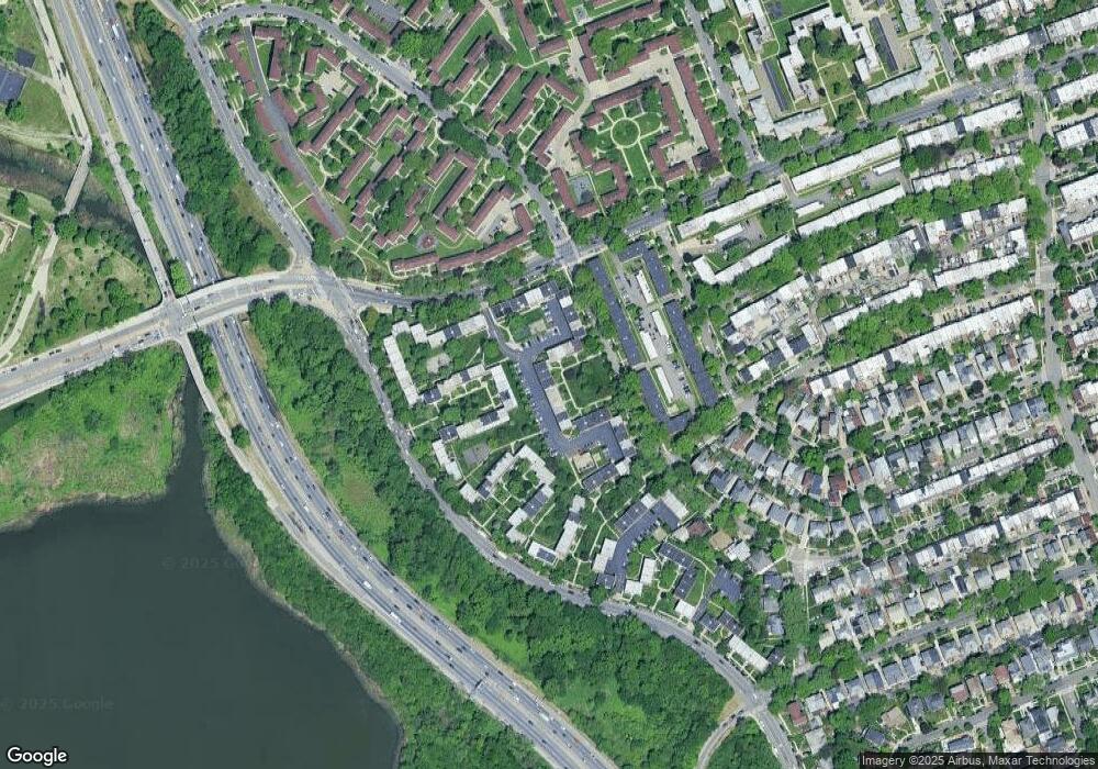 6970 136th St unit B, Flushing, NY 11367 - photo 1