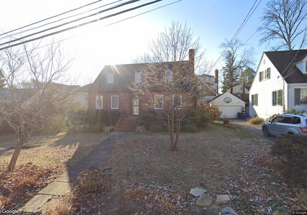 4612 S Chelsea Ln, Bethesda, MD 20814 - photo 1