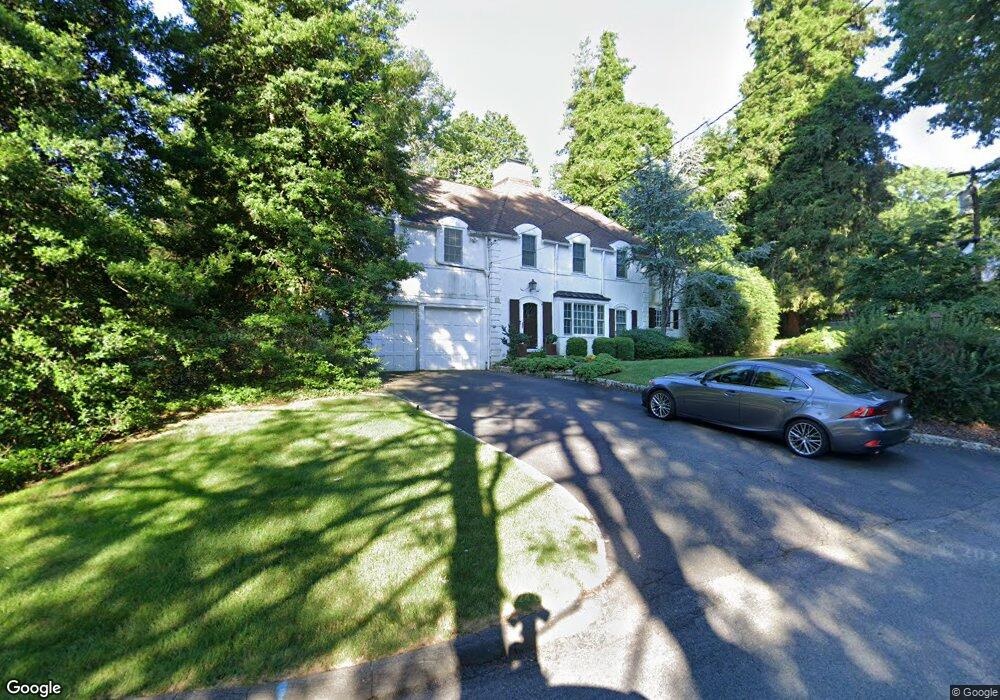 18 Sheridan Rd, Scarsdale, NY 10583 - photo 1