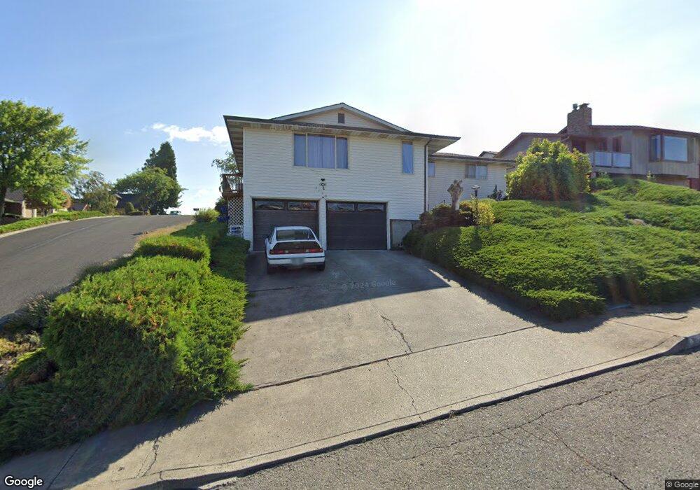 2100 View Ct, the Dalles, OR 97058 - photo 1