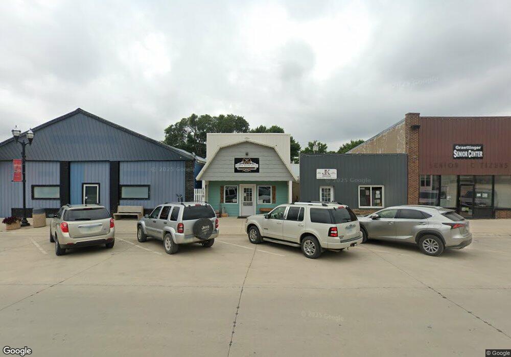 116 Robins St, Graettinger, IA 51342 - photo 1