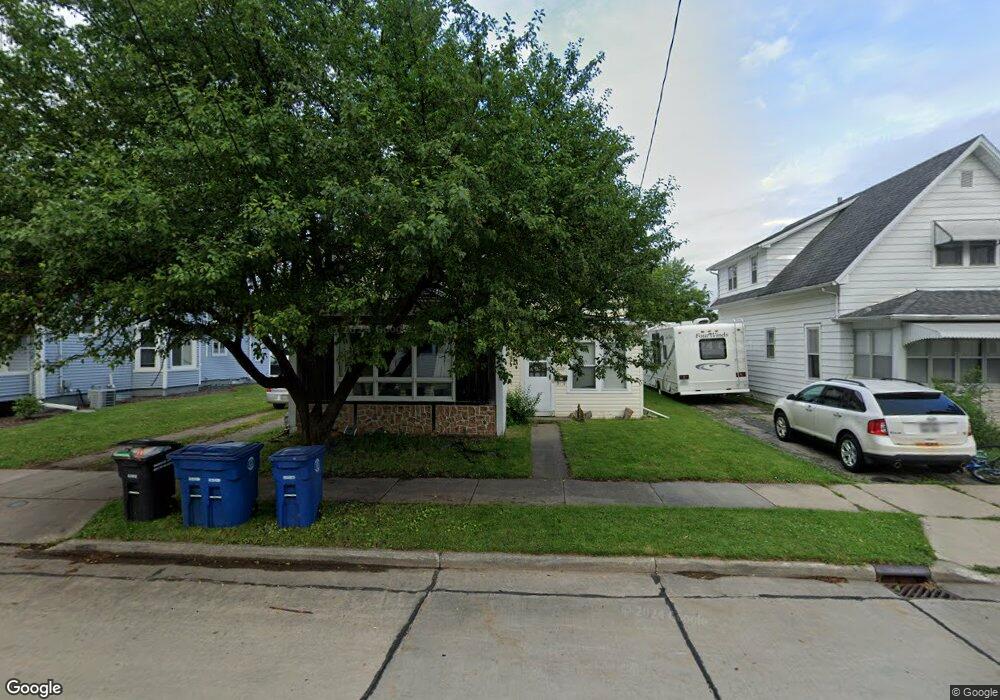 1338 Cedar St unit 1338, Oshkosh, WI 54901 - photo 1