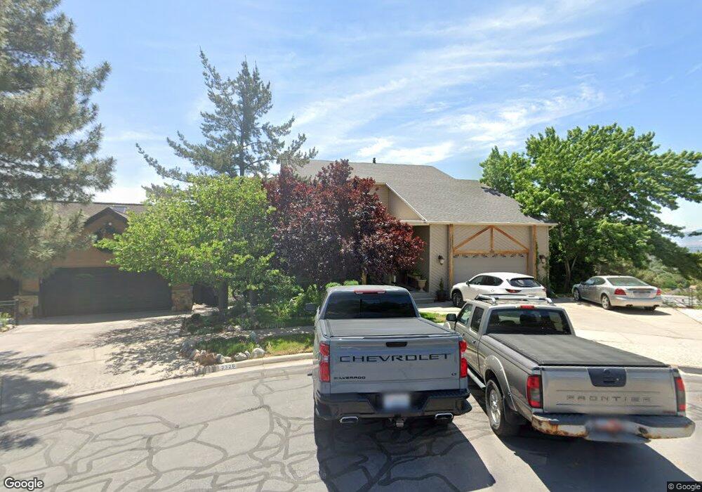 2320 Hidden Valley Cir, Sandy, UT 84092 - photo 1