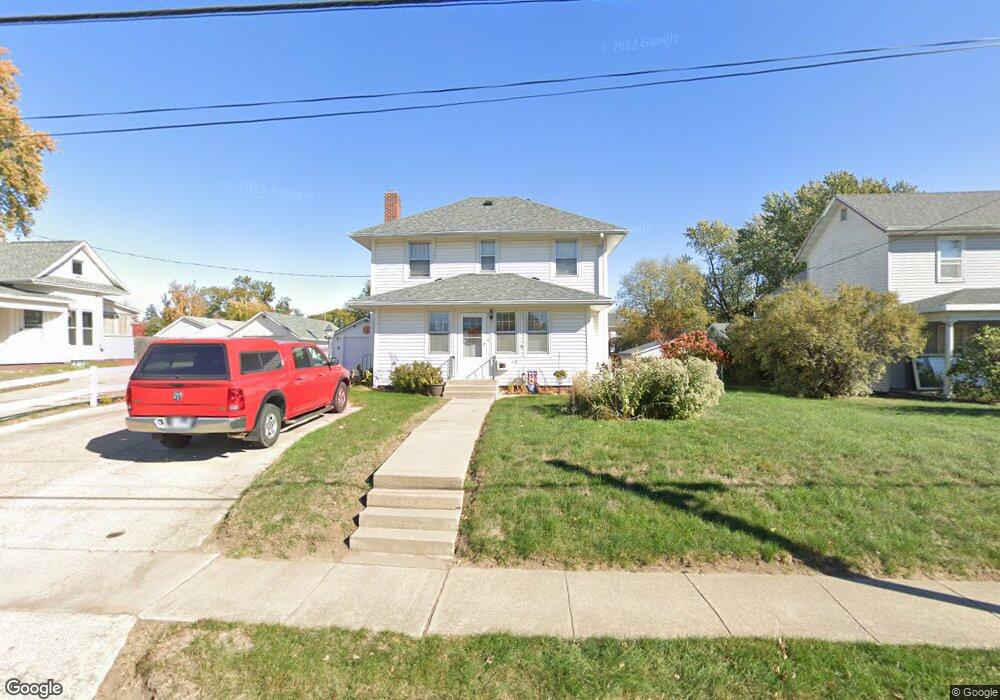 410 E 8th St N, Newton, IA 50208 - photo 1