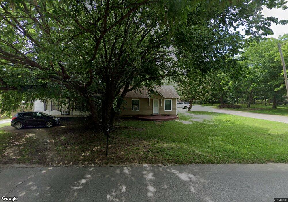 1201 C St SE, Ardmore, OK 73401 - photo 1