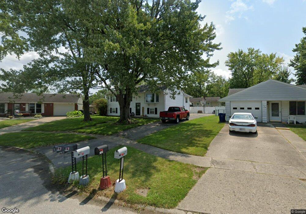 1427 Tam o Shanter Ln, Kokomo, IN 46902 - photo 1