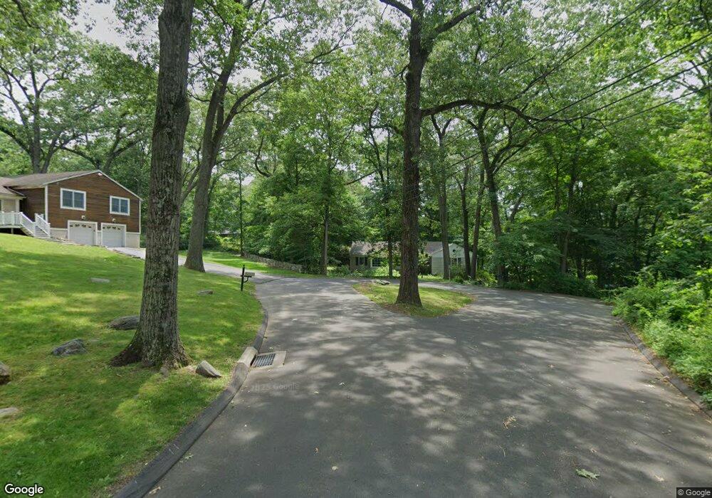 9 Bow End Rd, Norwalk, CT 06851 - photo 1