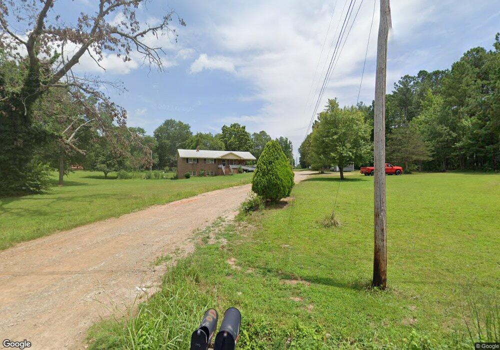 1128 Whiteside Dr, Elberton, GA 30635 - photo 1