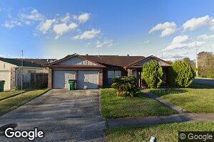 3700 Woodbriar Dr, Harvey, LA 70058