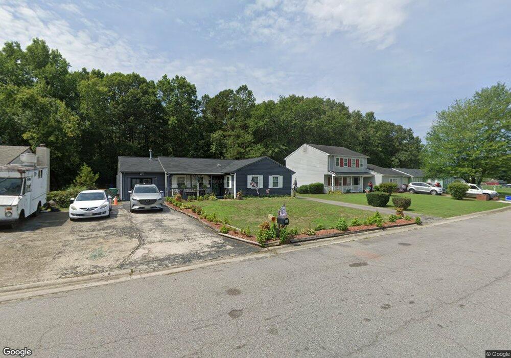 566 Petty St, Petersburg, VA 23805 - photo 1