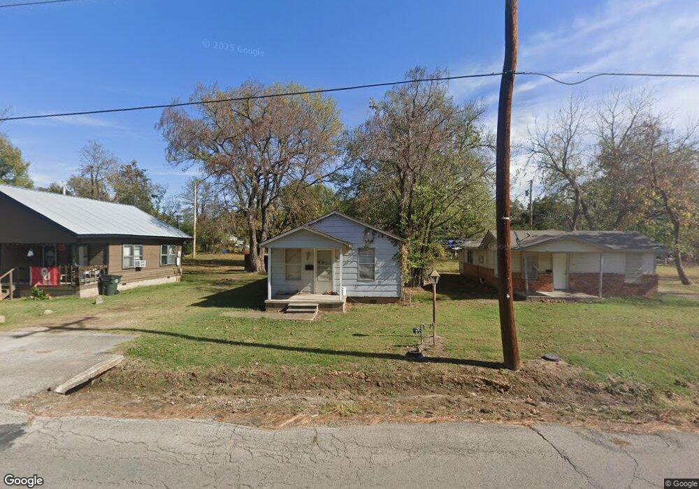 1017 S Oklahoma Ave, Okmulgee, OK 74447 - photo 1
