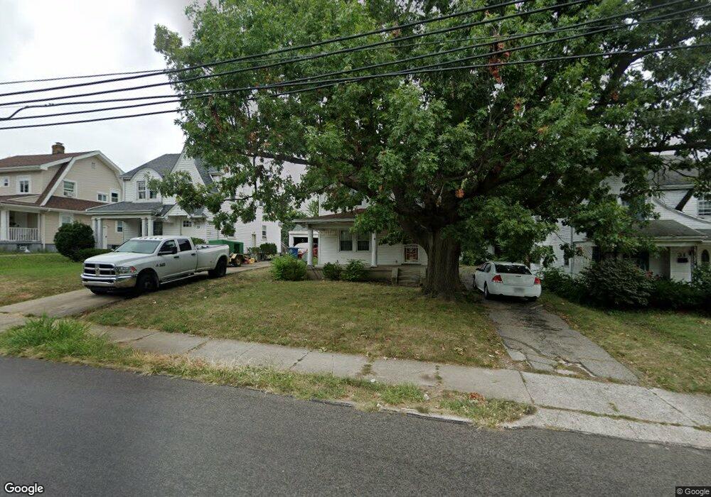 35 W Hillcrest Ave, Dayton, OH 45405 - photo 1