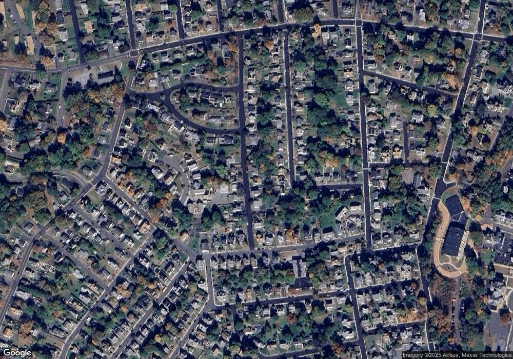 29 Dunn Ave, Naugatuck, CT 06770 - photo 1