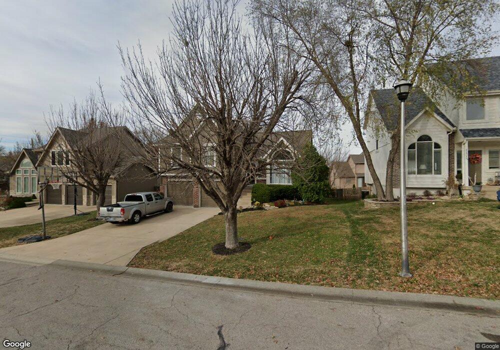 21806 W 53rd St, Shawnee, KS 66226 - photo 1