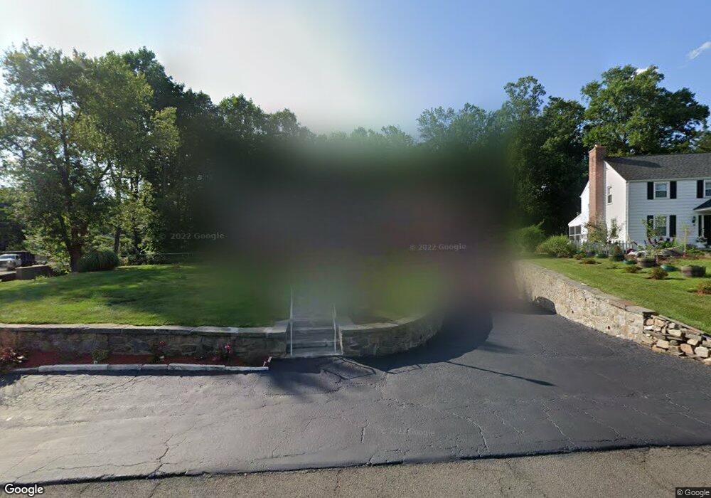 176 Killian Ave, Trumbull, CT 06611 - photo 1