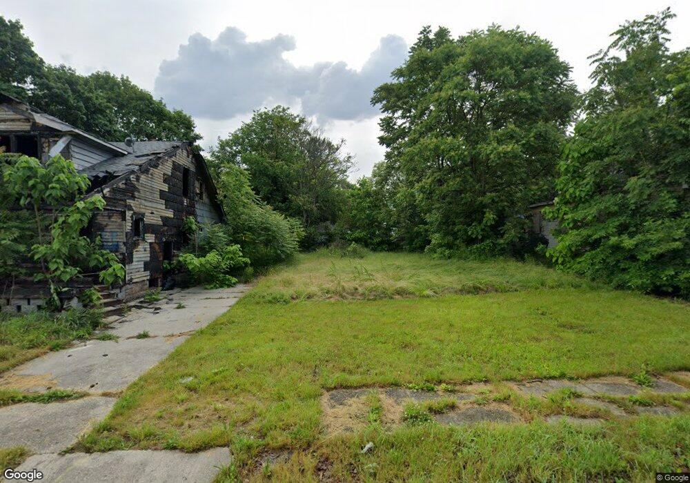 1610 Arlington Ave, Flint, MI 48506 - photo 1