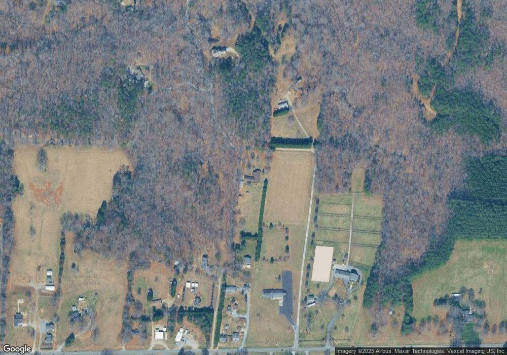 177 Pecan Tree Ln, Statesville, NC 28625 - photo 1