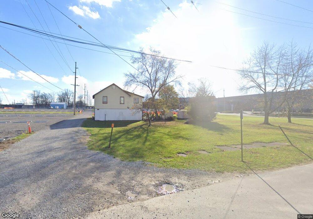 1105 S Metcalf St, Lima, OH 45804 - photo 1