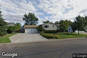 705 4th St NE, Hazen, ND 58545