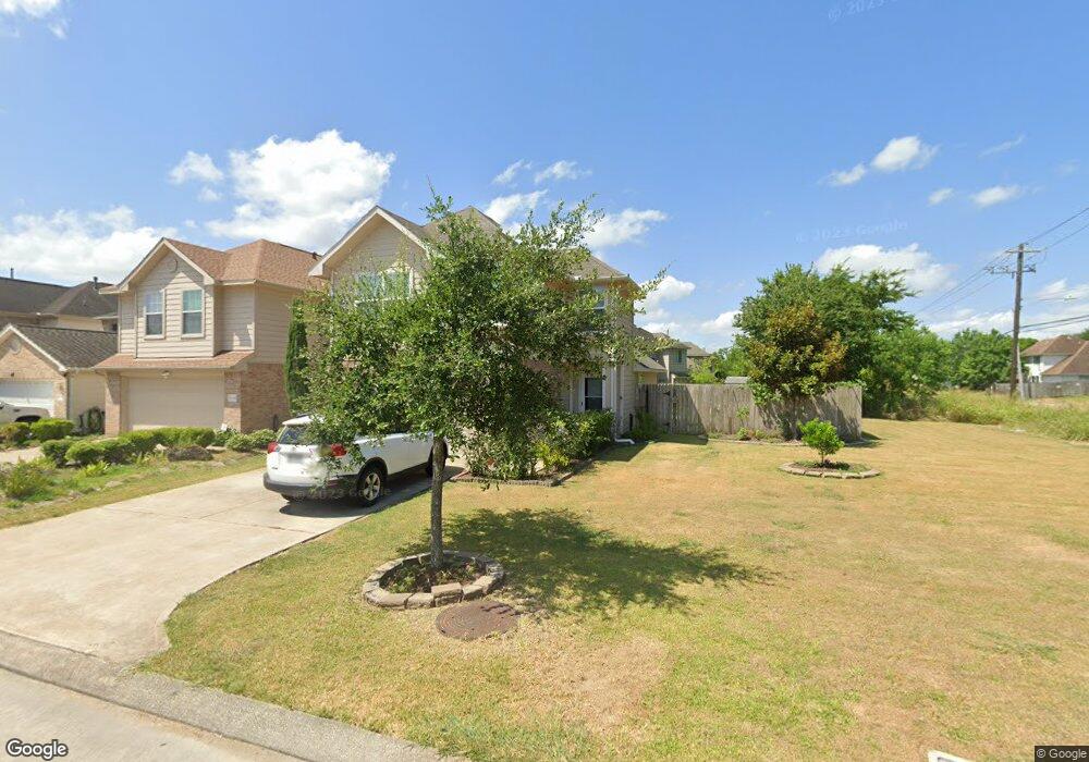 11102 Valley Kings Dr, Houston, TX 77089 - photo 1