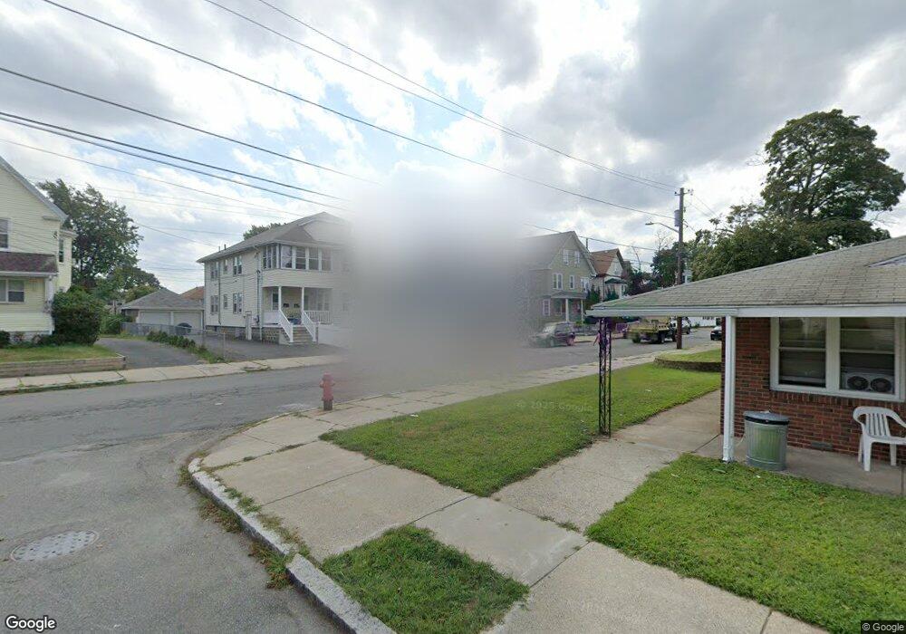 162 Oliver St unit 164, Malden, MA 02148 - photo 1