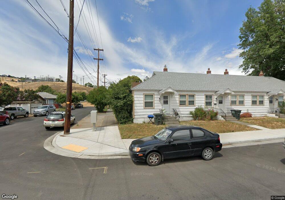 2 SE 7th St, Pendleton, OR 97801 - photo 1