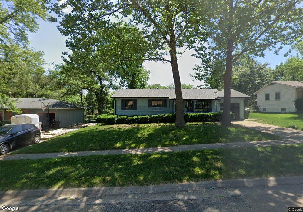 3301 SW 30th Terrace, Topeka, KS 66614 - photo 1
