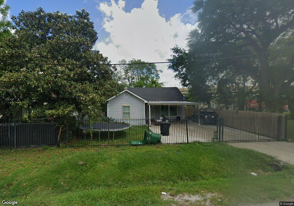 1323 Charnwood St, Houston, TX 77022 - photo 1