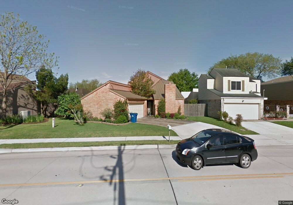 1000 Golfview Dr, Richmond, TX 77469 - photo 1