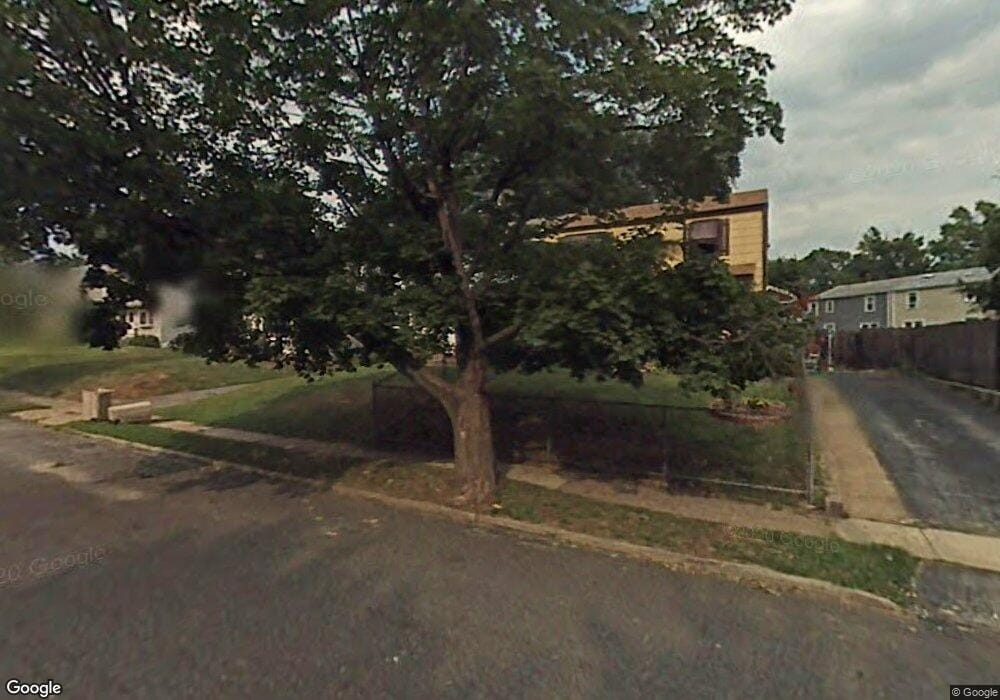 325 W Chelton Rd, Brookhaven, PA 19015 - photo 1