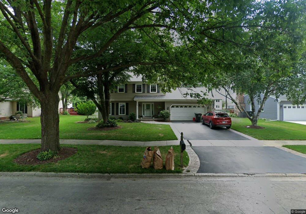 1808 Deerpath Ct, Naperville, IL 60565 - photo 1