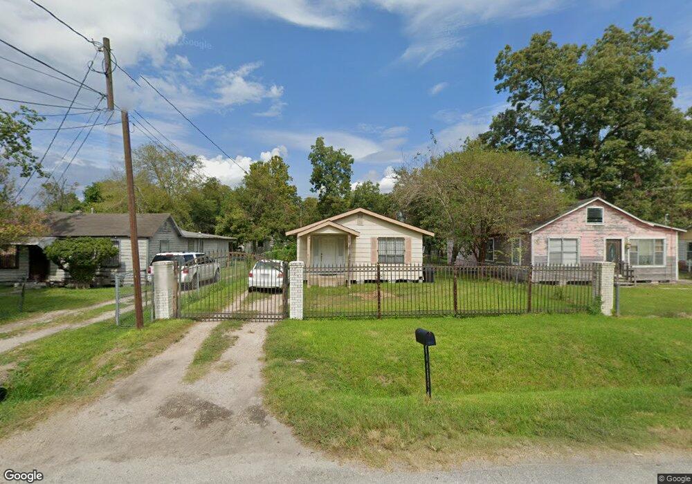 4009 Vaughn St, Houston, TX 77016 - photo 1