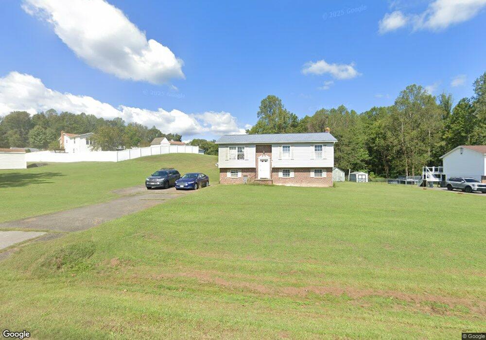 29526 Jennifer Dr, Mechanicsville, MD 20659 - photo 1