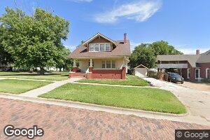 422 W 6th St, Larned, KS 67550