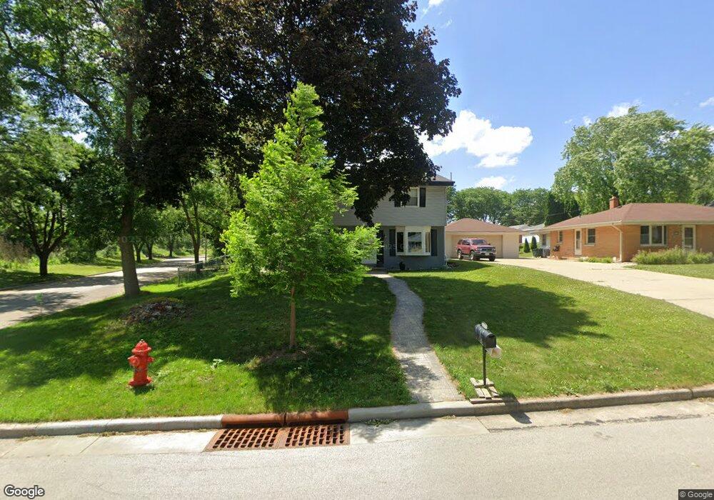 2017 N 113th St, Milwaukee, WI 53226 - photo 1