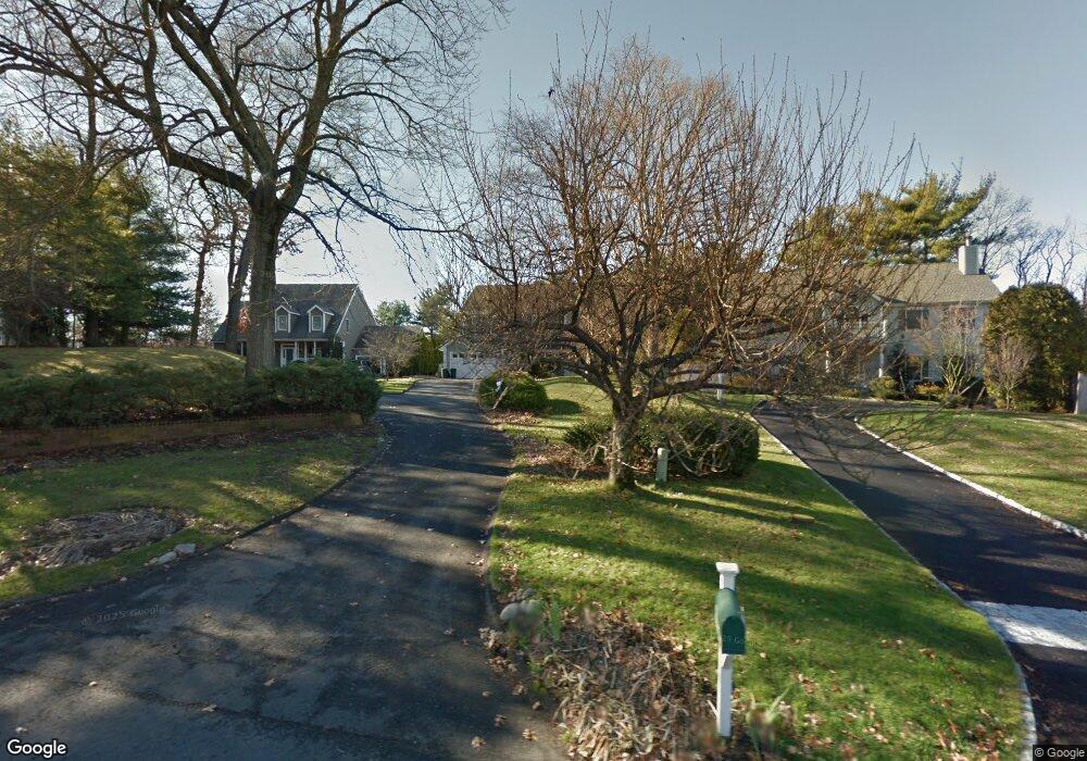 43 Phillips Ln, Darien, CT 06820 - photo 1