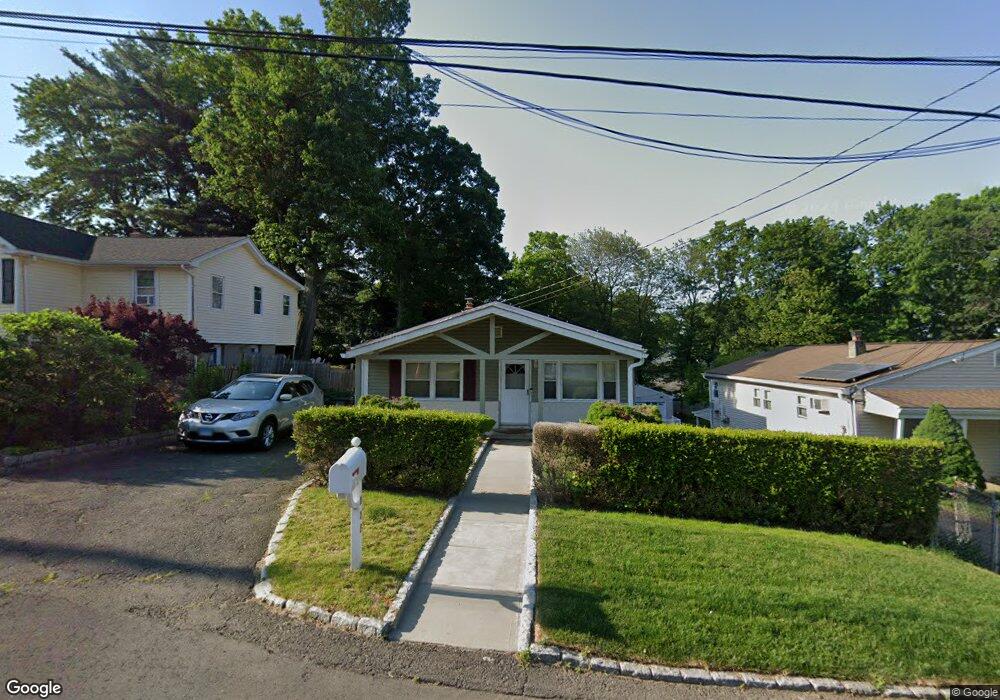 125 Alba Ave, Bridgeport, CT 06606 - photo 1