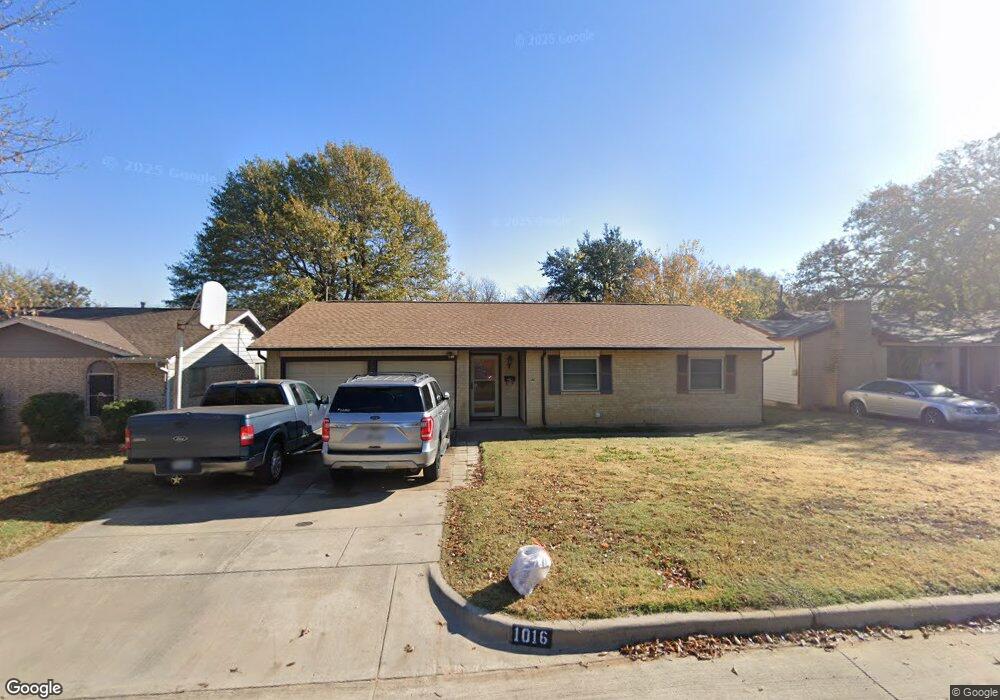 1016 Dora St, Bedford, TX 76022 - photo 1