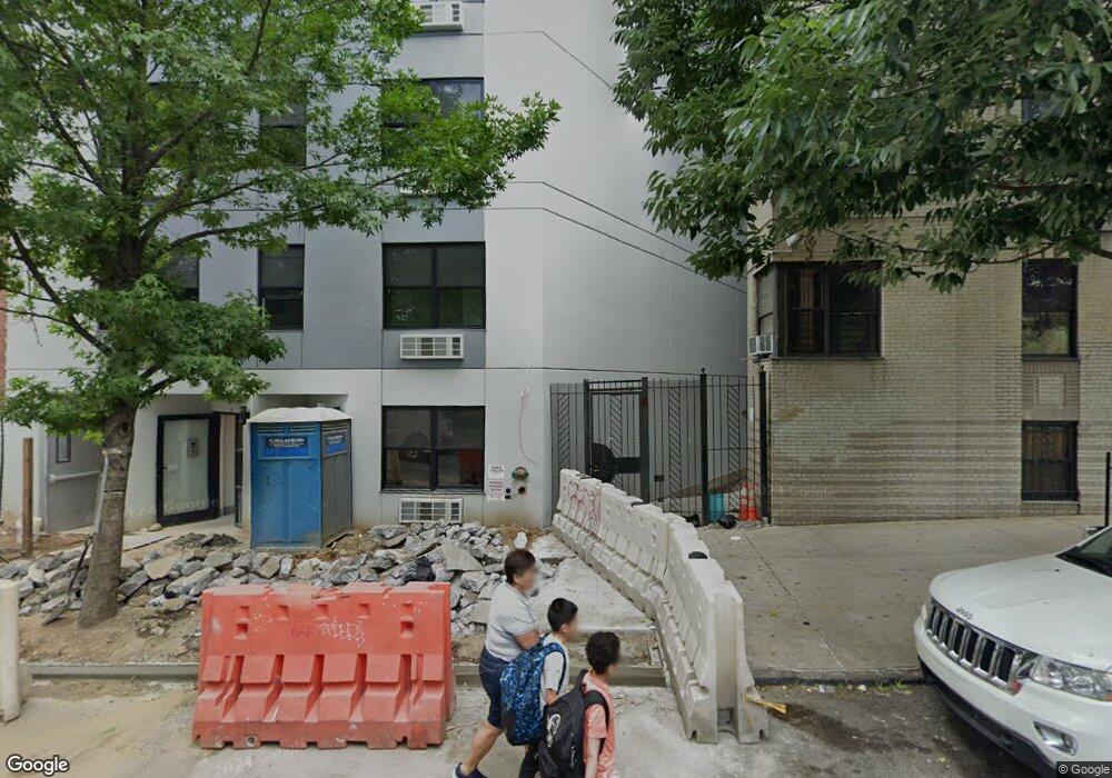 208 E Mosholu Pkwy S, Bronx, NY 10458 - photo 1