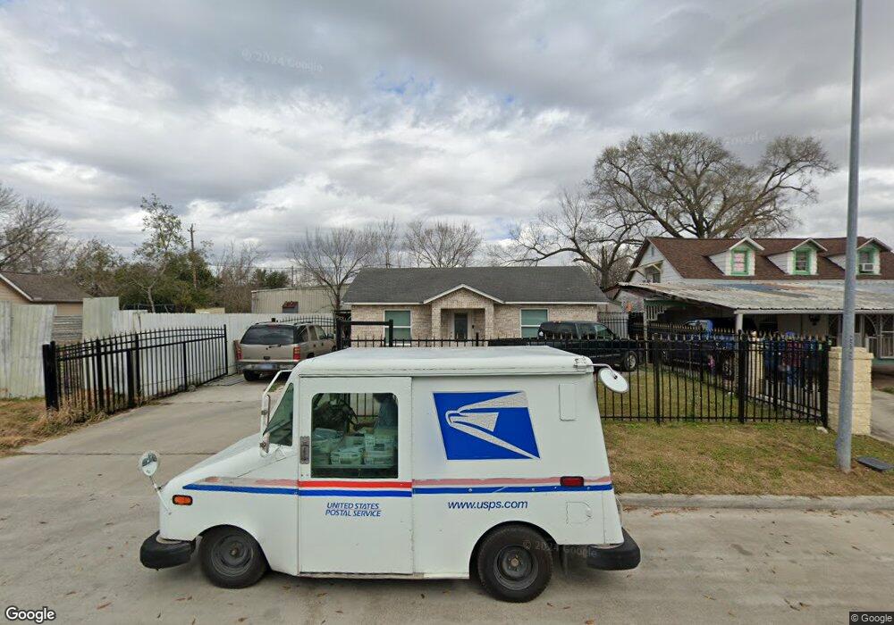 7241 Edna St, Houston, TX 77087 - photo 1