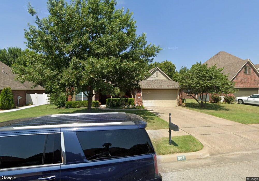 904 S 71st St, Broken Arrow, OK 74014 - photo 1