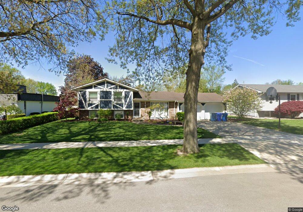 931 Maxwell Ct, Crown Point, IN 46307 - photo 1