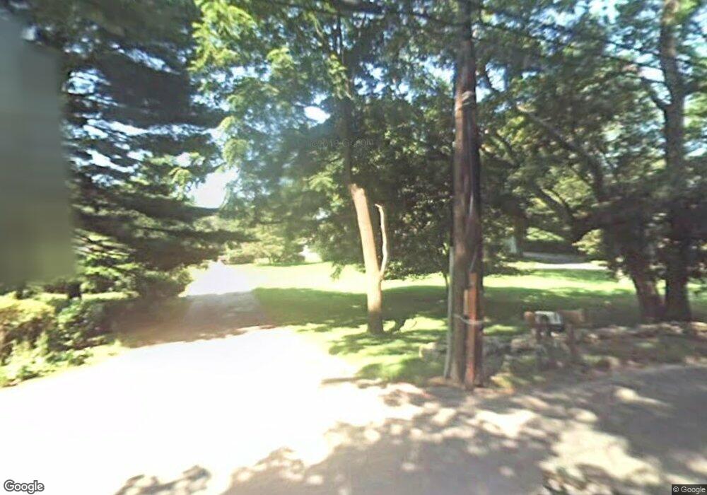 7 Bayberry Ln, Westport, CT 06880 - photo 1