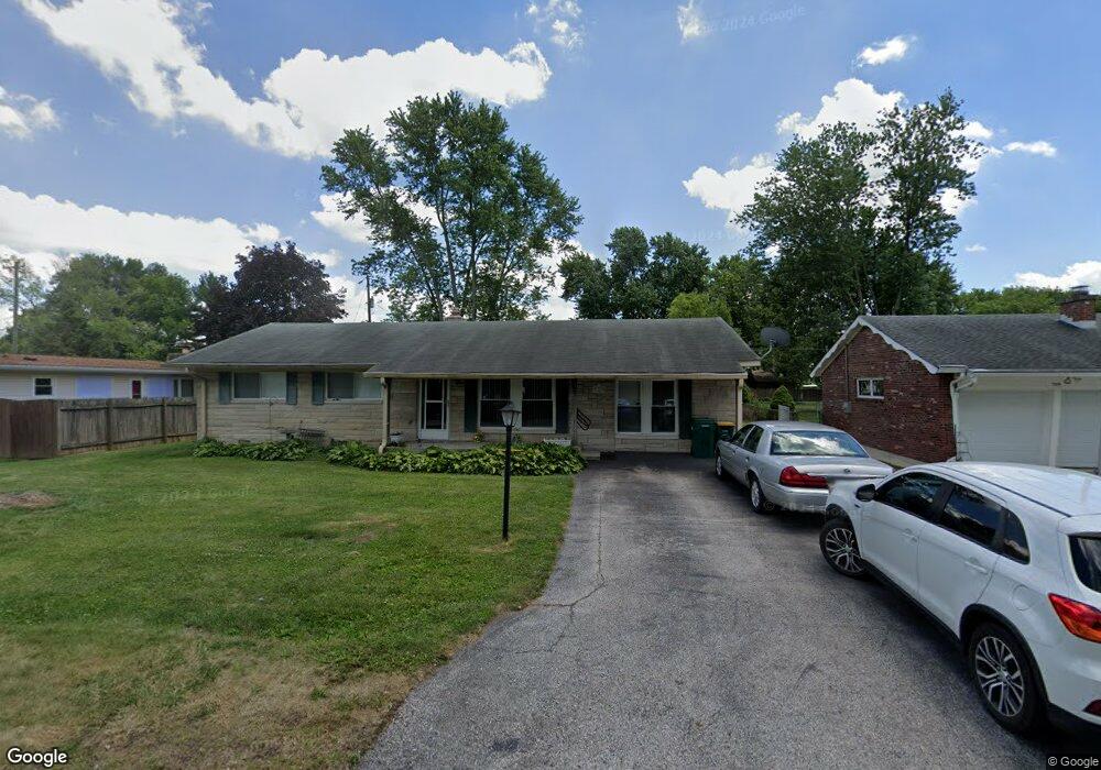 719 Henley St, Plainfield, IN 46168 - photo 1