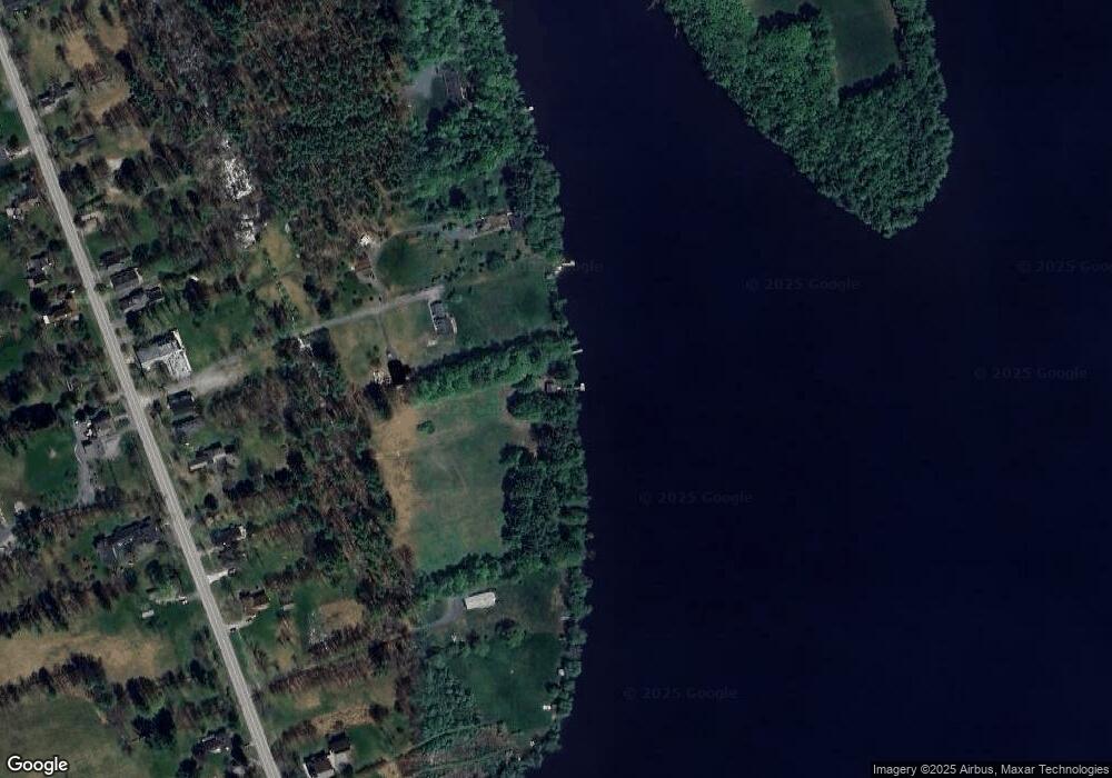 520 Canaan St, Canaan, NH 03741 - photo 1