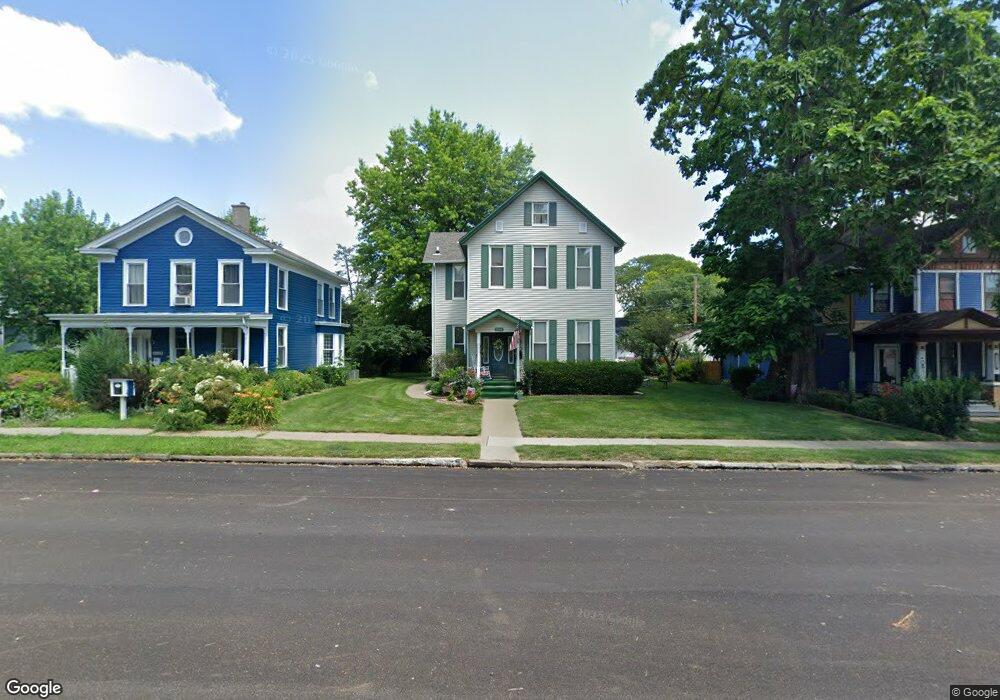 2118 W 3rd St, Davenport, IA 52802 - photo 1