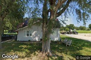713 E Main St, Hardin, MO 64035