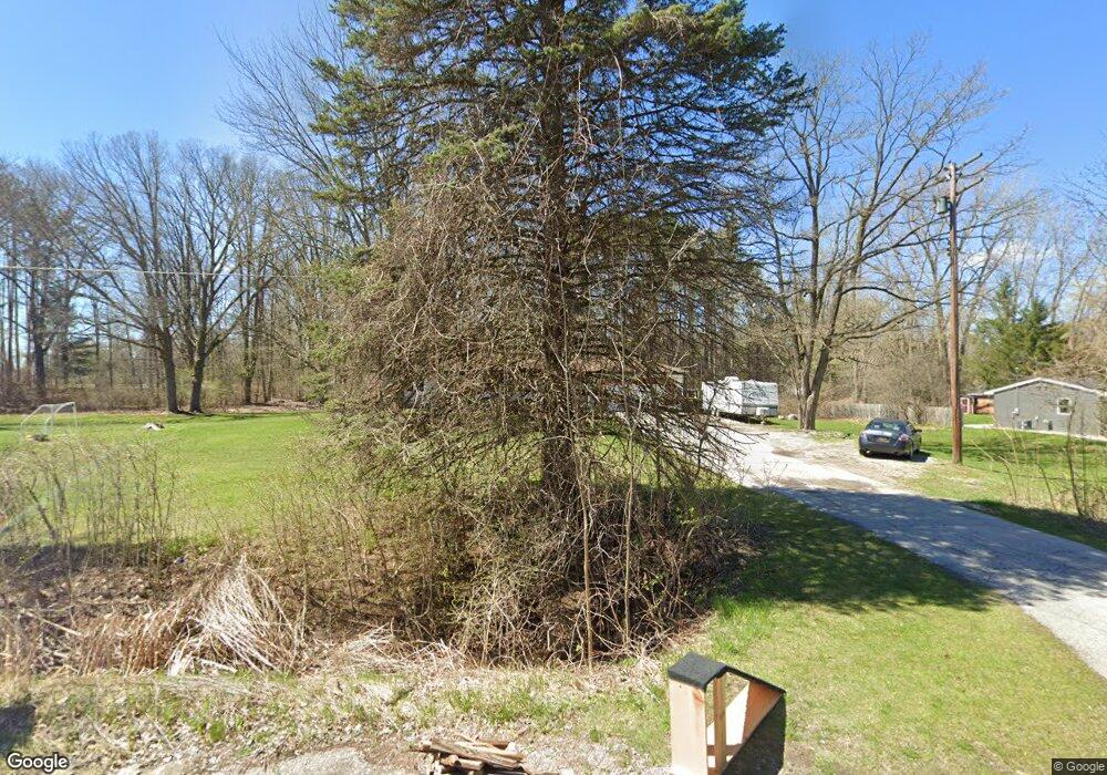 611 Sandow Rd, Midland, MI 48640 - photo 1